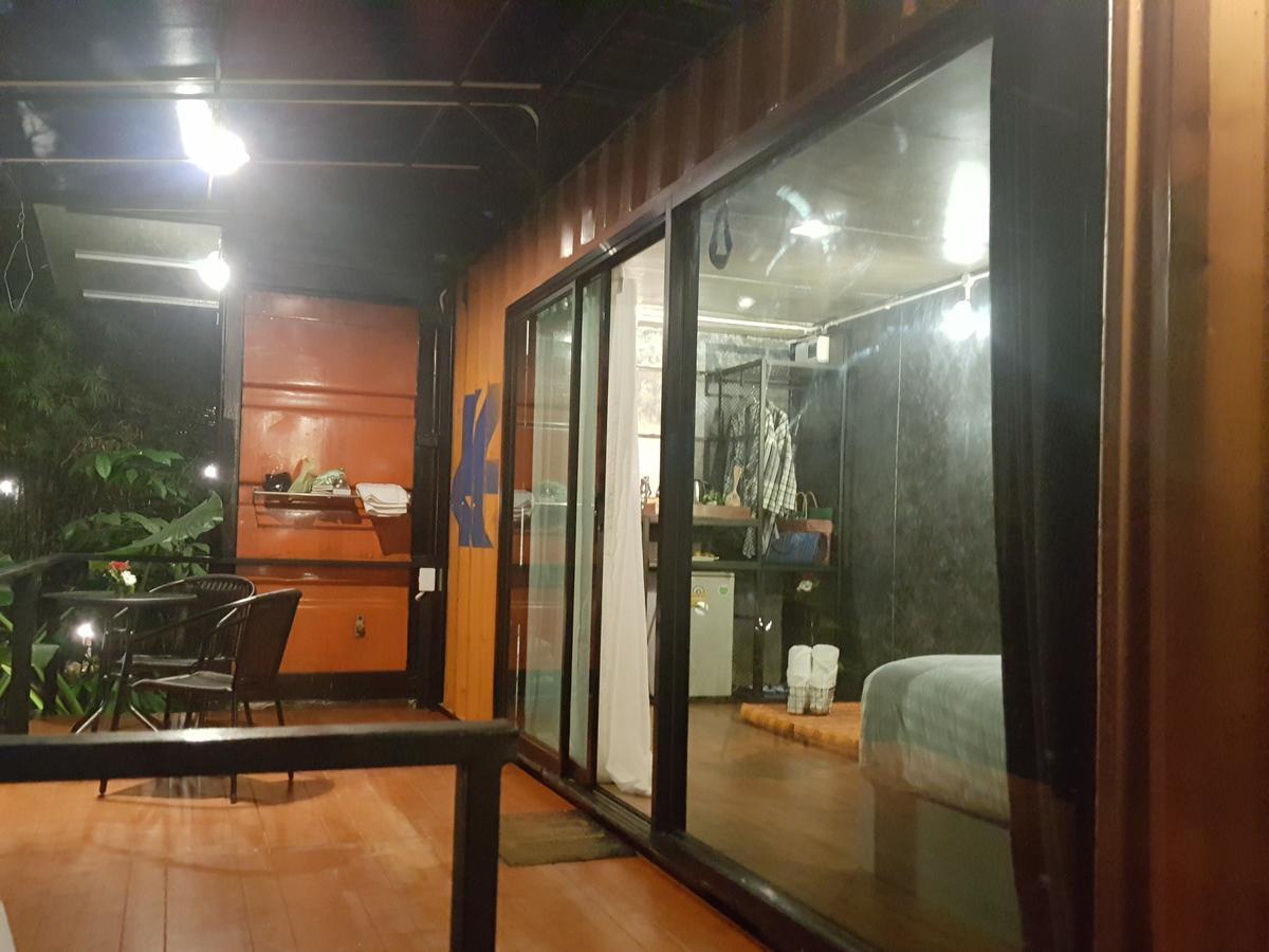 Hug Rimtharn Otel Ban Khao Klom Dış mekan fotoğraf