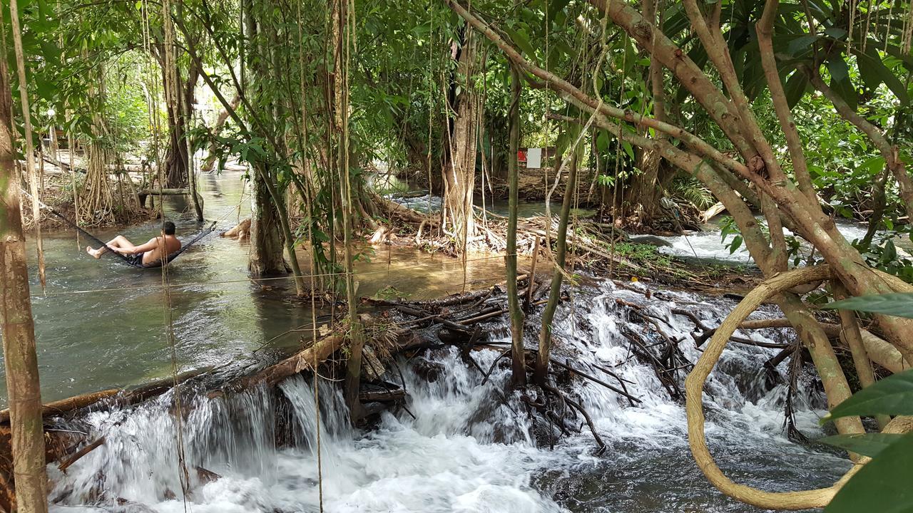 Hug Rimtharn Otel Ban Khao Klom Dış mekan fotoğraf
