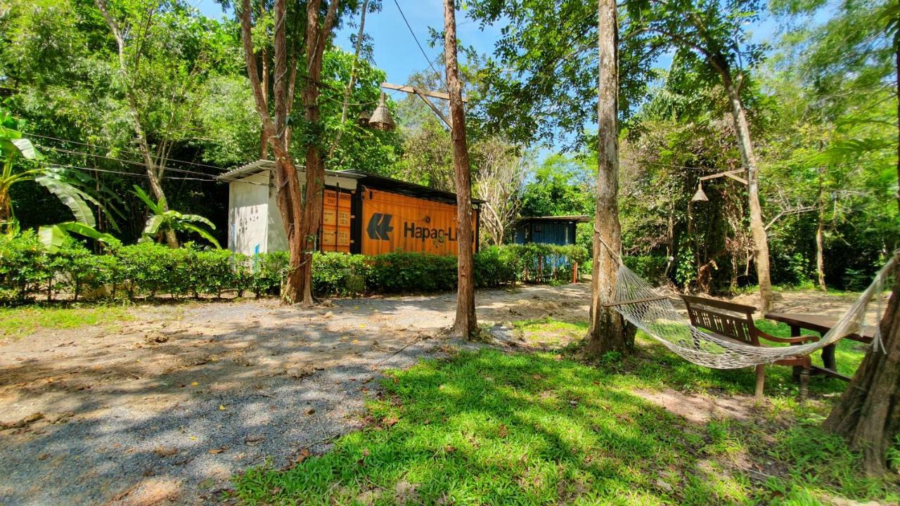 Hug Rimtharn Otel Ban Khao Klom Dış mekan fotoğraf