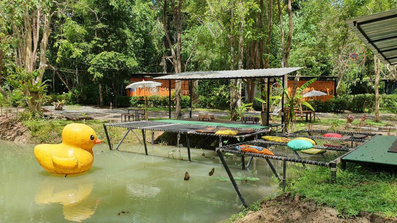 Hug Rimtharn Otel Ban Khao Klom Dış mekan fotoğraf